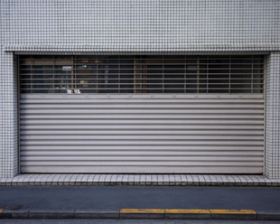 Rolling Shutters vs Sliding Gates – Which Is Right for You?